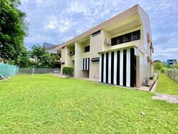 Bedok Avenue (D16), Semi-Detached #613799531